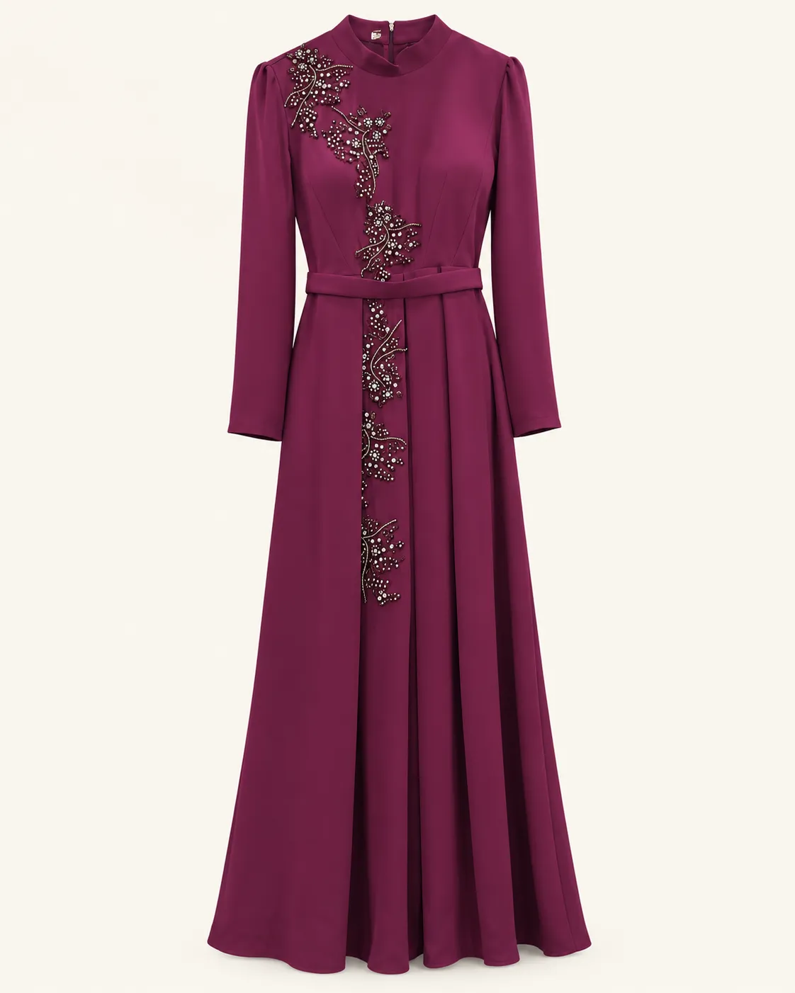 Robe longue prune ornée de perles