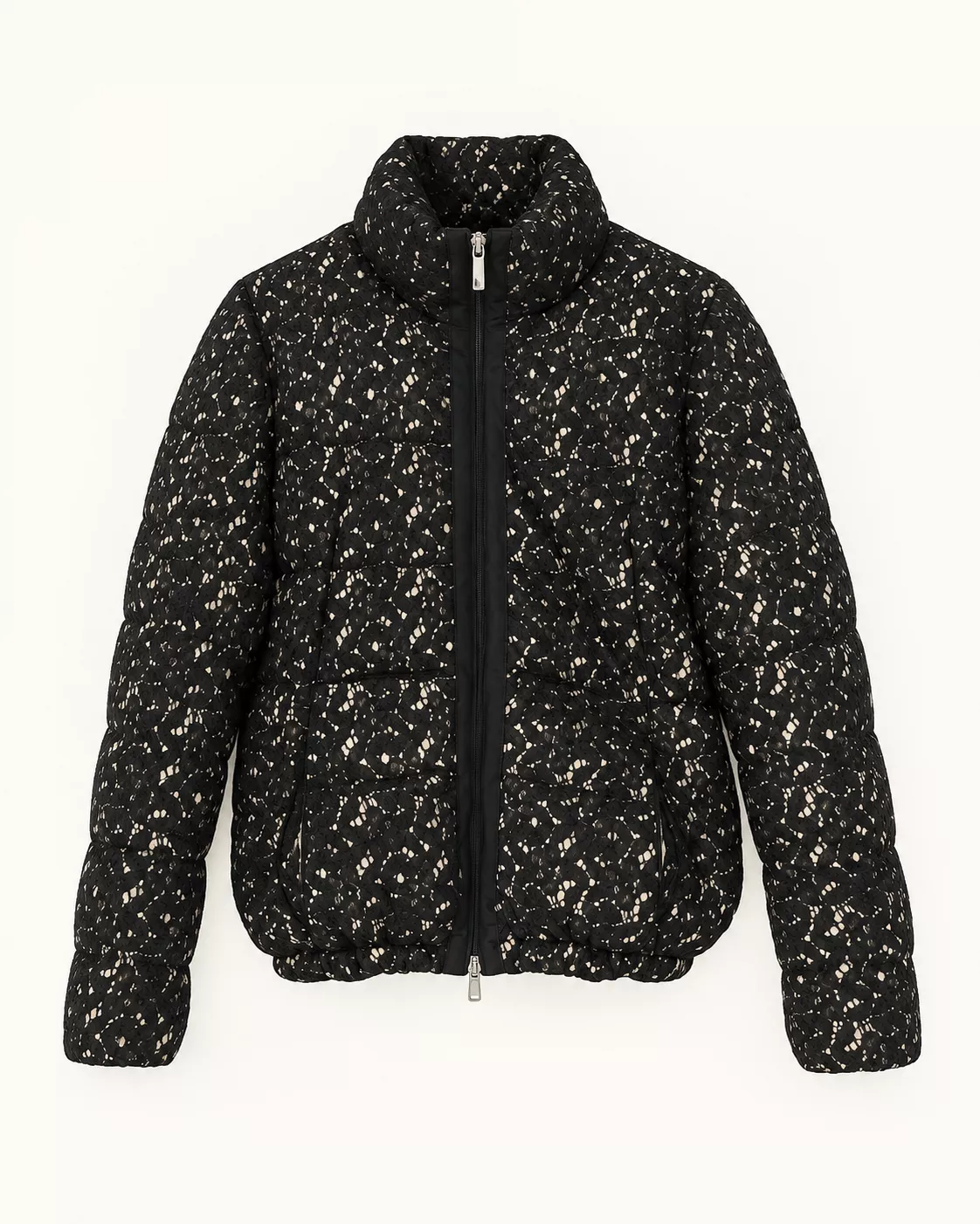 Veste matelassée noire en dentelle